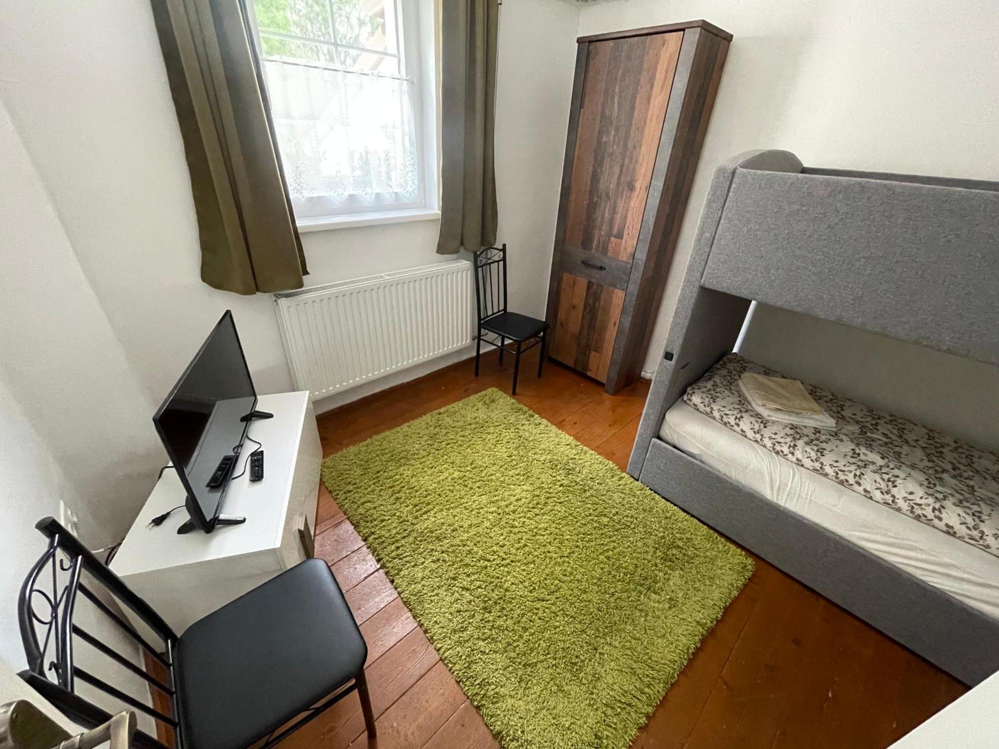 Hidlab Apartman Kimle Exterior photo